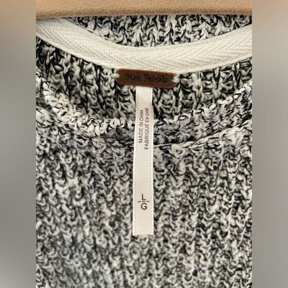 Free People Sweater Cropped Boxy Black Marled Long Slv Raglan large - Picture 4 of 6